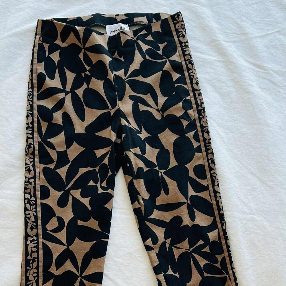 Joseph Ribkoff Black & Tan Botanical Print Viscose Pants w/ Border Detail – US 8